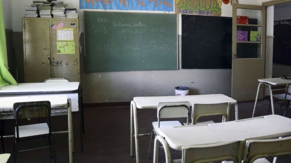 Esperan que "bajen las trabas burocráticas" de cara a marzo para no "entorpecer" el reinicio de clases en el 2021