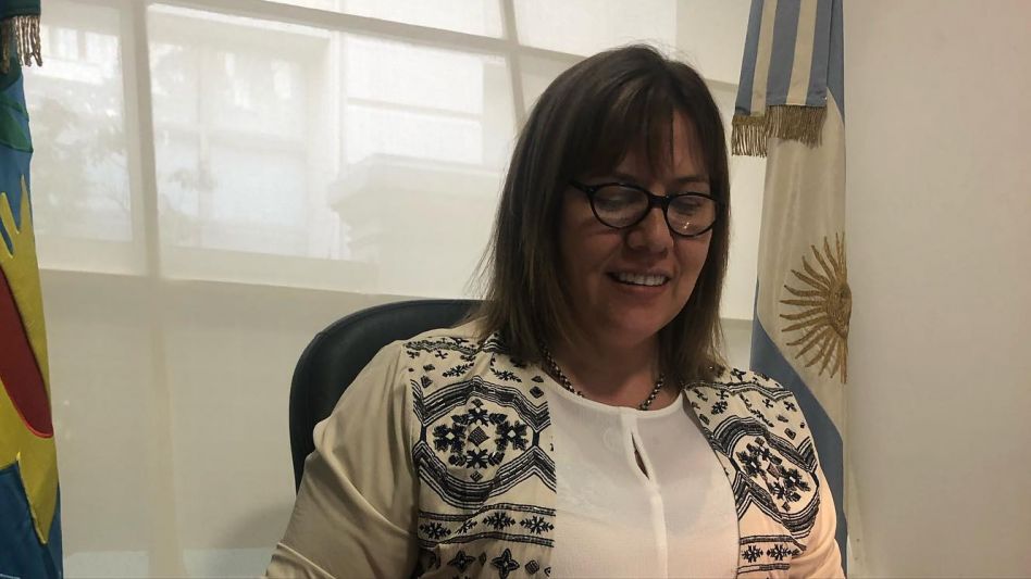 La senadora Lucrecia Egger durante la sesión remota donde se aprobaron varias iniciativas de su autoría.