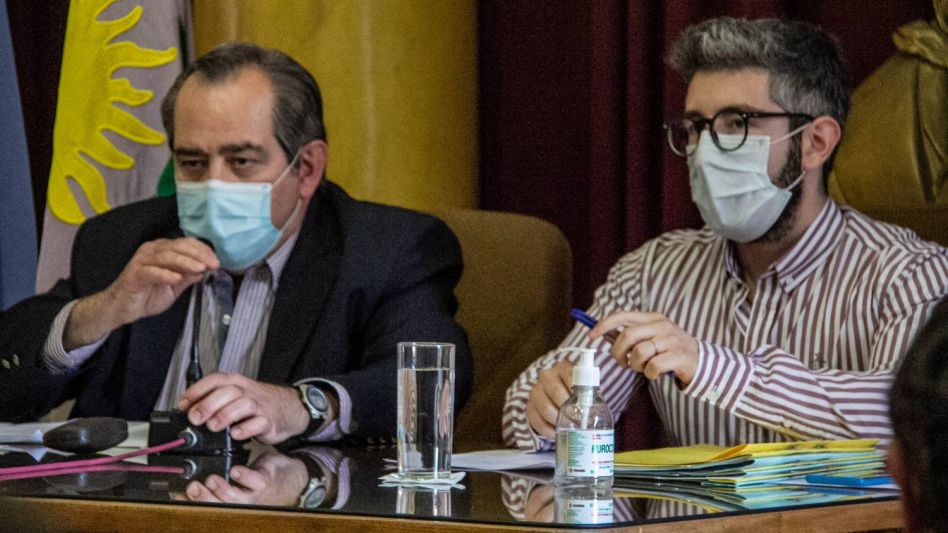 La votación culminó empatada en 18, pero fue el voto doble de la presidencia el que definió la aprobación del proyecto impulsado desde la gestión comunal. FOTOS ANGIE DÍAZ JACQUOT