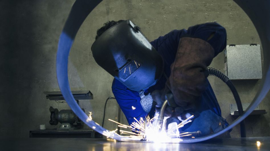 Habrá ayuda para las empresas en crisis.