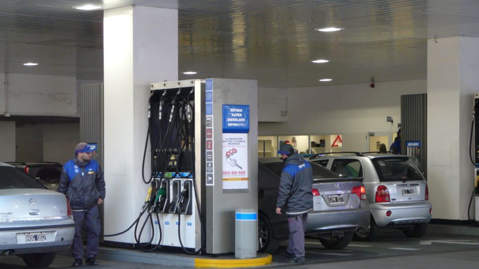 YPF aumentó hasta un 5,5% el precio de sus combustibles