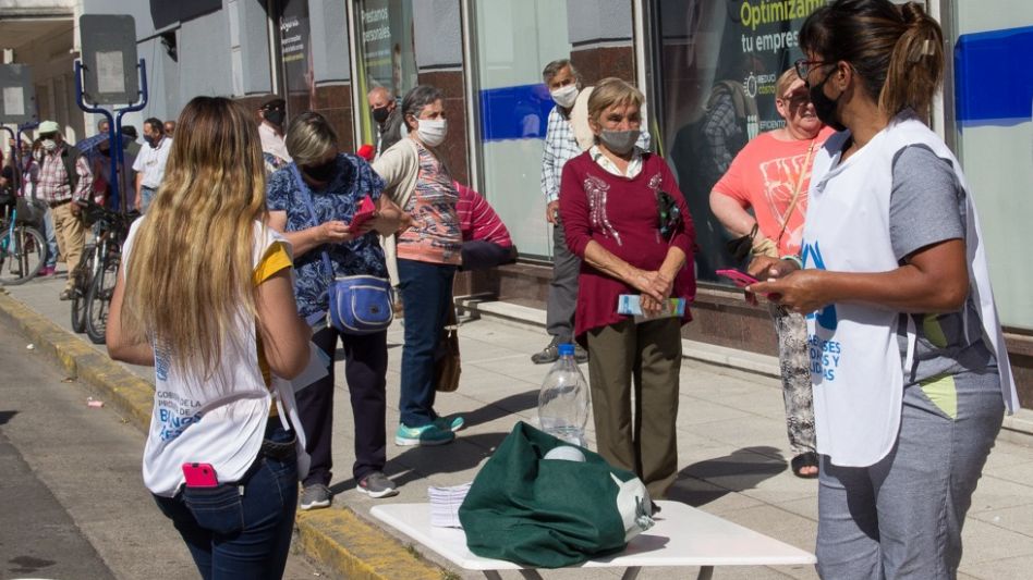 Bonaerenses Solidarios llegó a Azul