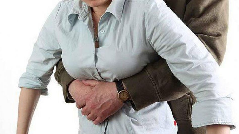 Qué hacer en caso de atragantamiento: la maniobra de Heimlich