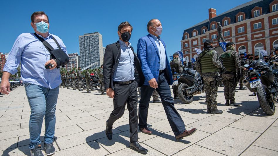 Temporada: Kicillof no descartó retroceder en aperturas por "situaciones incontrolables"