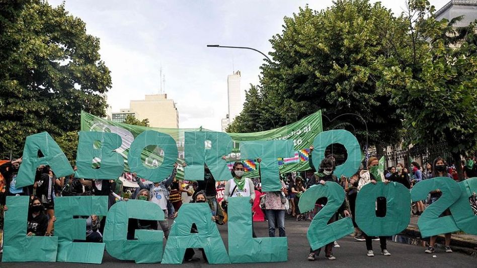 Mujeres criminalizadas por abortos dentro de las 14 semanas deberán ser sobreseídas