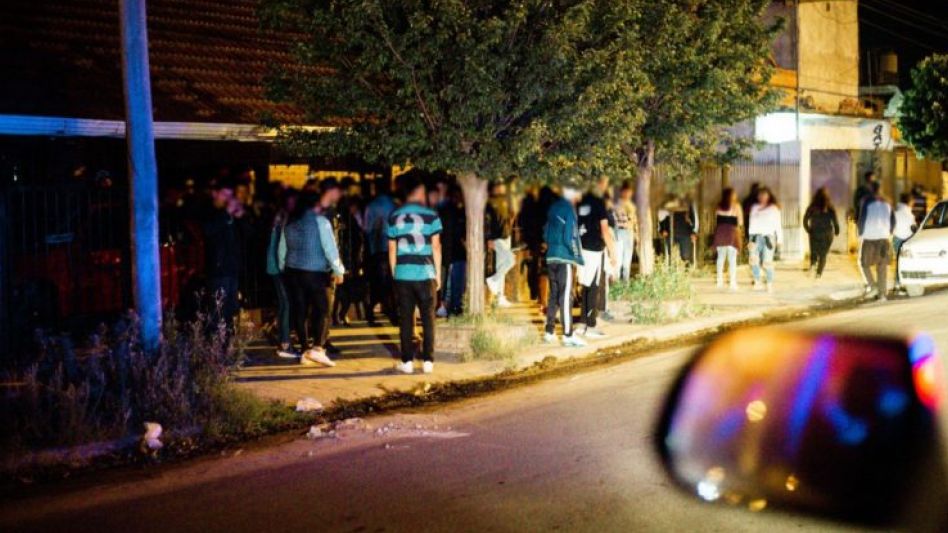 Otros 8.222 contagios y 152 muertos en medio de rumores de nuevos cierres