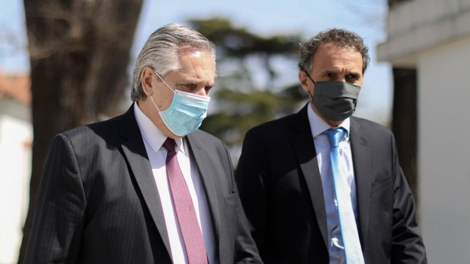 El ministro Gabriel Katopodis y el presidente Alberto Fernández. (Archivo)