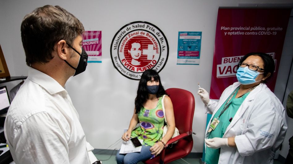 En la provincia se vacunaron 40 mil profesionales y ya se anotaron 700 mil personas para recibirla