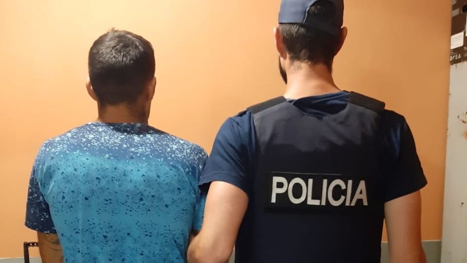 El hombre de 26 años fue alojado en sede policial luego de hacerse efectiva su detención.