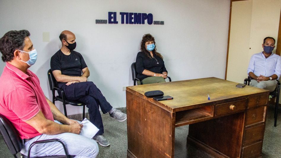 Los referentes de las tres instituciones de esta ciudad que trabajan para difundir información acerca de los problemas que pueden generar los ejemplares de Yarará.