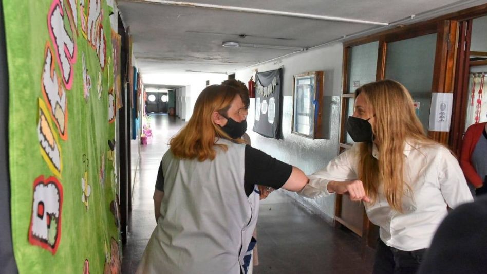 El Gobierno provincial reforzará el plantel de docentes y auxiliares para suplir a los educadores que no pueden cumplir con la presencialidad. (Archivo)