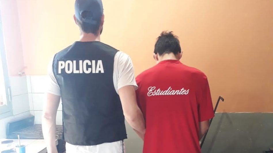 Al joven acusado ya lo detuvieron en tres oportunidades por diferentes delitos desde que, en septiembre pasado, cumplió la mayoría de edad. EPDS AZUL/PBA