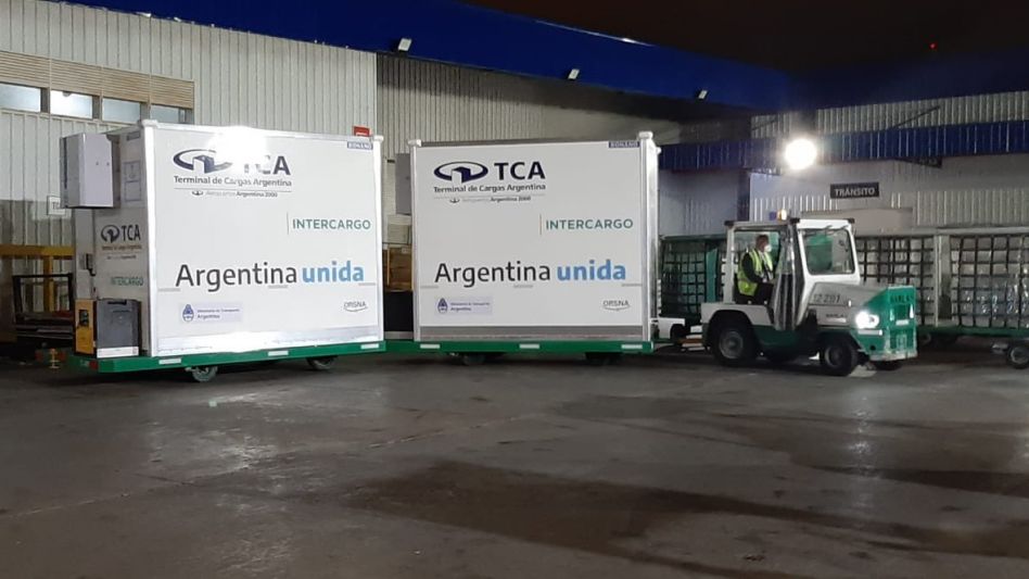 Llegaron al país 580.000 dosis de la vacuna Covishield elaboradas en India