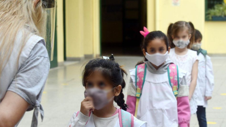 La Provincia ajustó detalles del protocolo para las escuelas: qué cambia