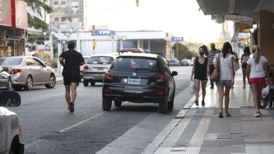 La Municipalidad retirará los postes viales  delimitadores ubicados en el centro de Azul