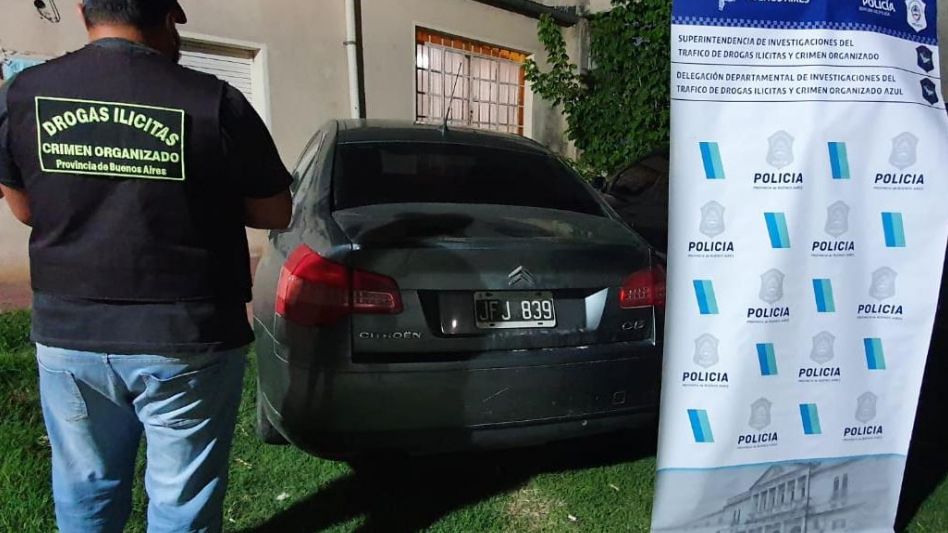 FOTOS Y VIDEO: DROGAS ILÍCITAS AZUL/PBA