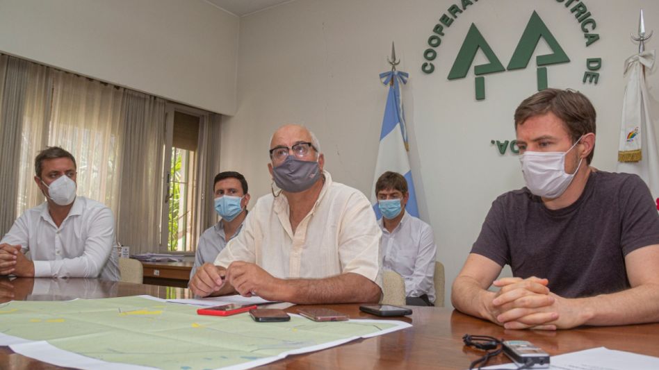 El ministro de Producción, Ciencia e Innovación   Tecnológica de la Provincia estuvo ayer en Azul