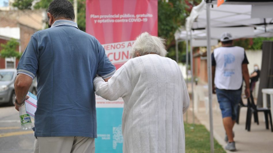 El aviso de los nuevos turnos para vacunarse llegará también por WhatsApp