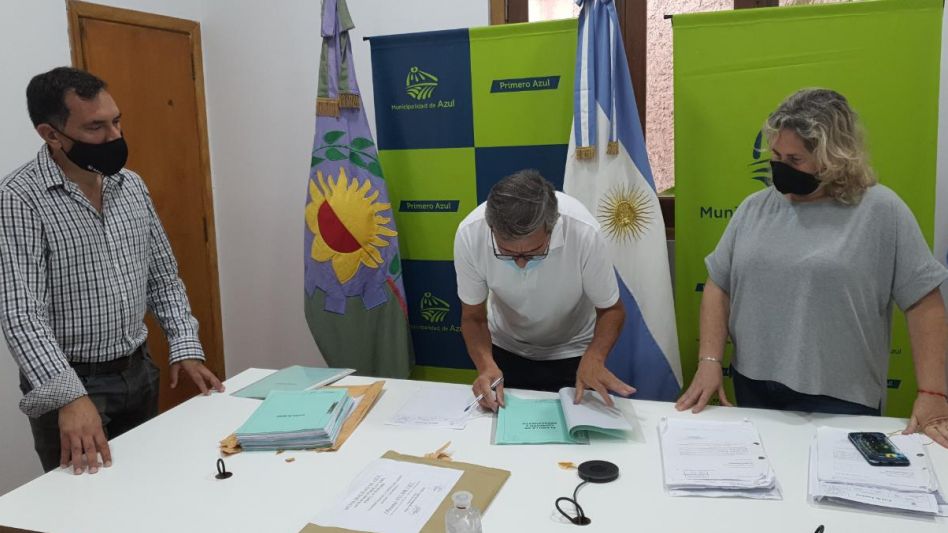 Apertura de sobres de licitaciones de obras públicas