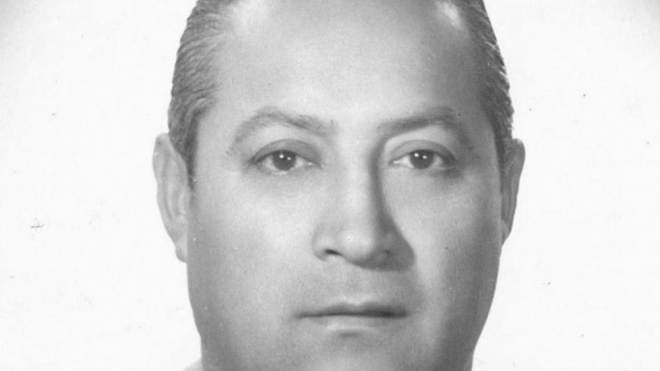 Pedro Armando López nació en Azul el 11 de marzo de 1915. Desempeñó numerosos cargos en distintas instituciones sin abandonar nunca su pasión por la sastrería, la política y el fútbol.