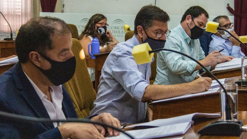 Los ediles azuleños protagonizarán hoy la segunda sesión ordinaria del 2021.      ANGIE DÍAZ JACQUOT