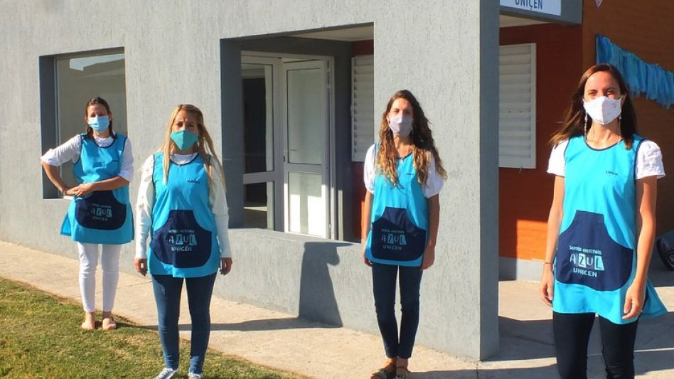  Las docentes que estarán a cargo de cuidar a los niños que asistan al Jardín Maternal del Campus Azul.