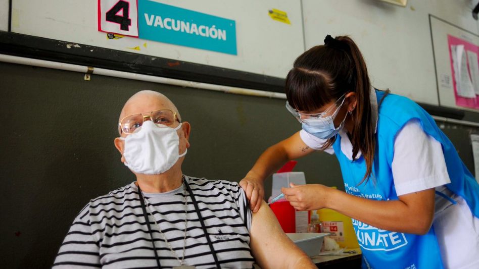 Confirman entrega de otro millón de vacunas Sinopharm y el domingo llegan las primeras 218 mil de Covax