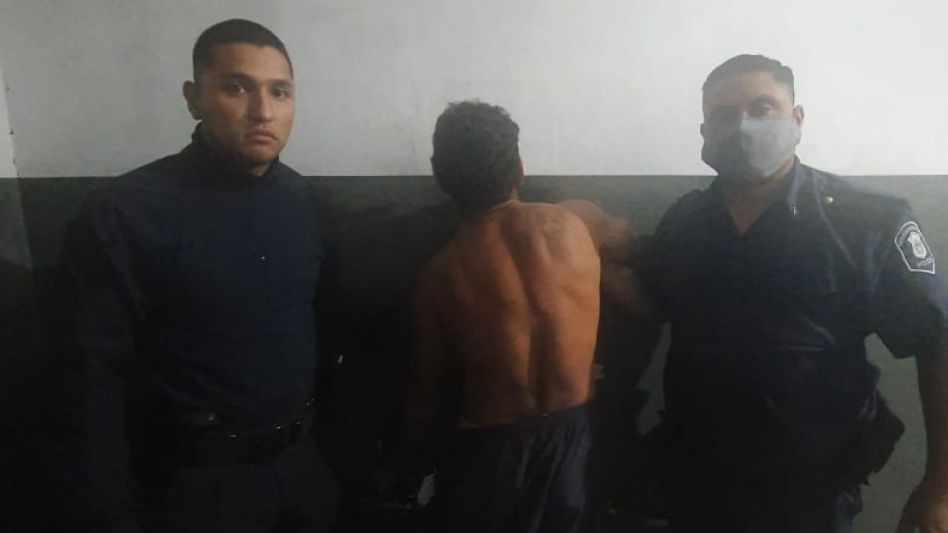 Tres hombres fueron arrestados por la Policía