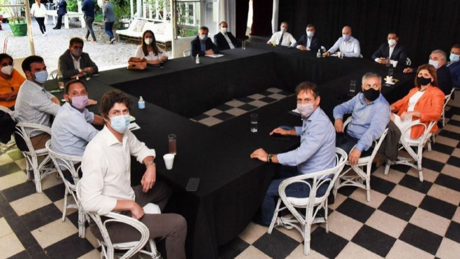 Juntos por el Cambio en contra de las restricciones y "a favor del trabajo, la educación y la libertad"