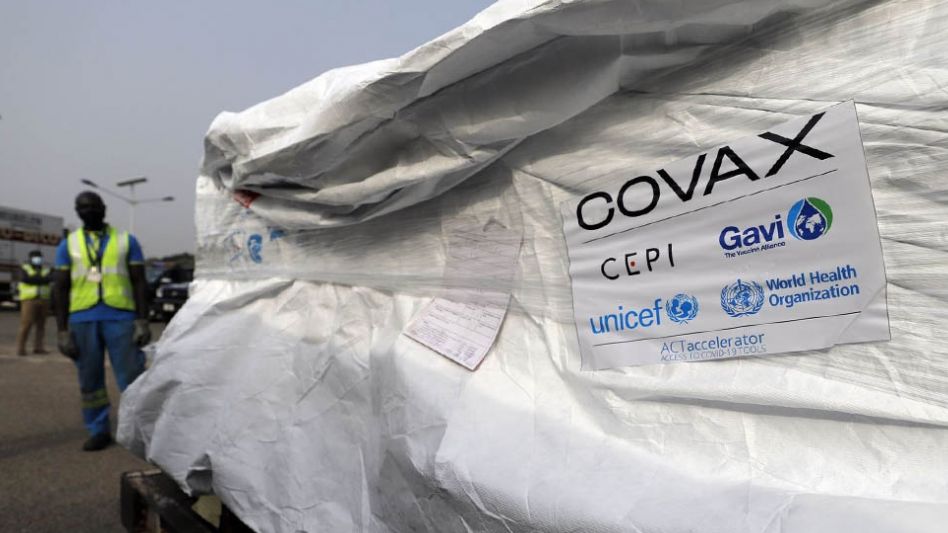 Llegaron al país 864 mil dosis de vacunas contra el coronavirus del Fondo Covax