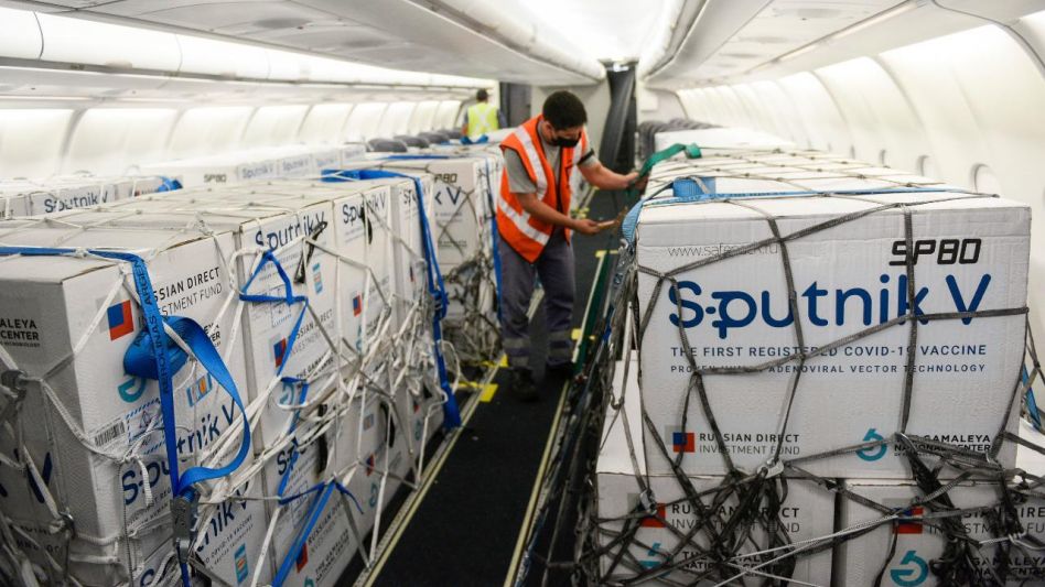Un vuelo proveniente de Moscú, Rusia, aterrizará esta noche con unas 800.000 dosis de la Sputnik V