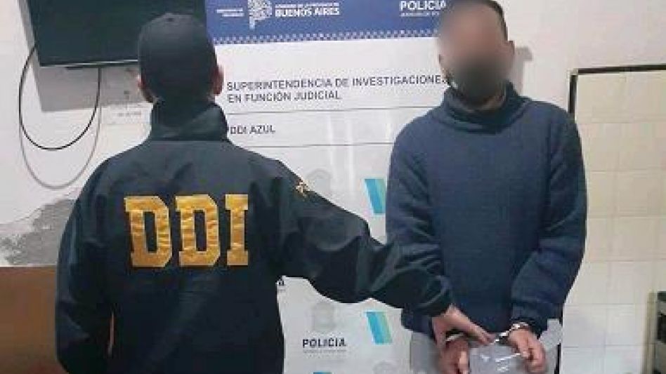 El imputado fue detenido ayer jueves por policías de la DDI Azul. El hecho que se le atribuye en carácter de autor tiene como víctima a una menor. DDI AZUL/PBA