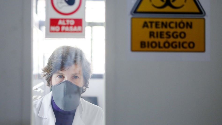 Expertos comienzan a pedir más medidas: ¿hasta cuándo deberían durar estas restricciones?