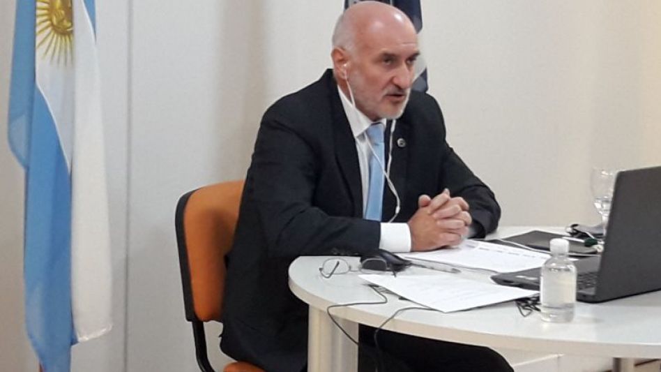 Aba elegido como rector por la Asamblea Universitaria