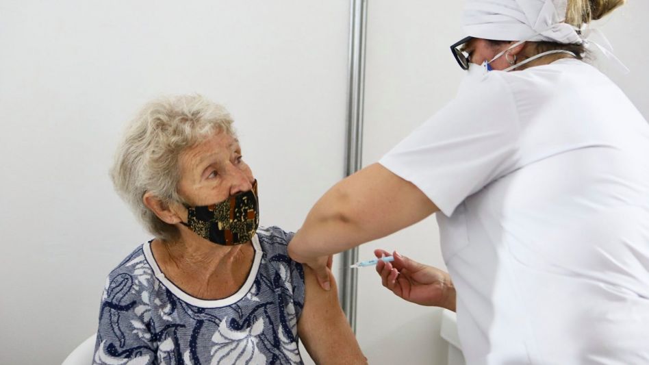 "Vacuna libre": los mayores de 70 podrán ir a vacunarse sin necesidad de turno ni inscripción previos