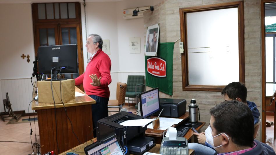  Juan Wallace liderando la venta Web 