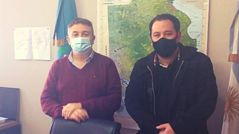 Cartolano junto a Guillermo Jelinski en la ciudad de La Plata, el edil criticó a la gestión Bertellys y aseguró que, solo reniega de su propia incapacidad.