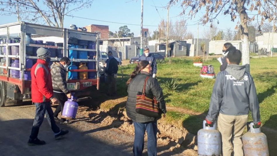 Este viernes se repetirá el operativo para que los vecinos que utilizan gas envasado puedan comprarlo a un precio razonable.