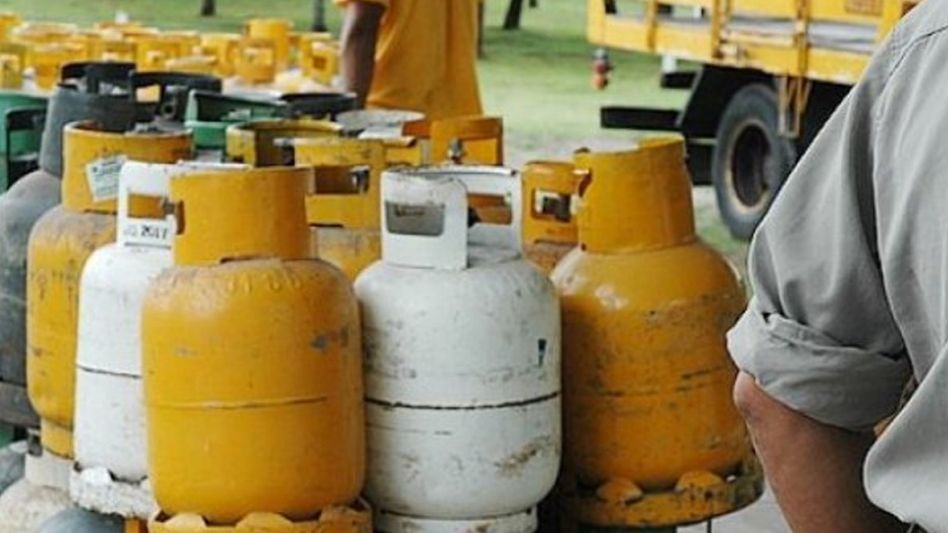 Gobierno impulsa declarar servicio público el gas en garrafa para controlar precios