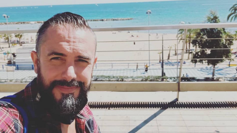 Bustamante en Alicante, lugar donde reside desde febrero de este año. GENTILEZA DIEGO BUSTAMANTE 