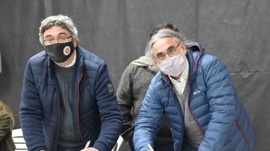 El ministro de Desarrollo Agrario, Javier Rodríguez, firmó con su par nacional, Luis Basterra, la adhesión de la provincia de Buenos Aires al PROTAAL.