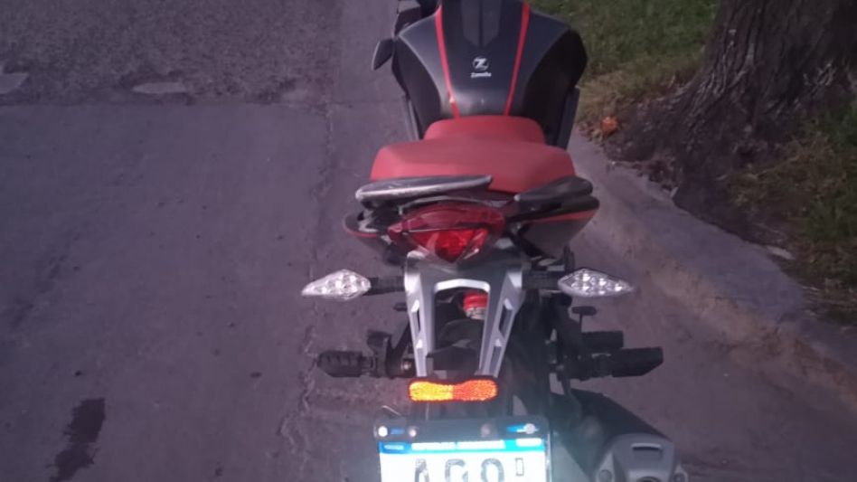 Un menor conducía el auto implicado en un accidente donde una mujer resultó lesionada