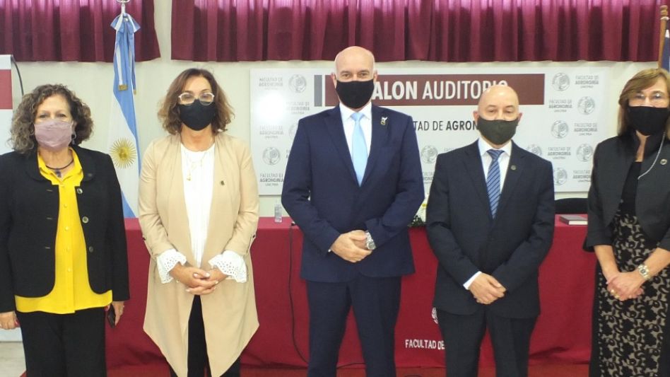  Asumieron las nuevas autoridades de la Facultad de Agronomía 