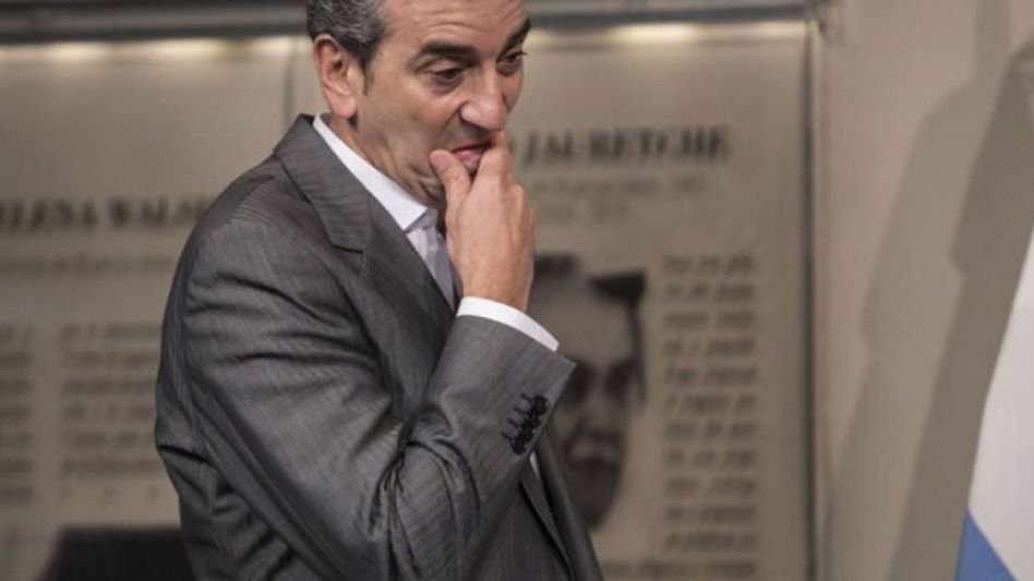 Randazzo: "Macri y Cristina han llevado a la argentina al desastre"
