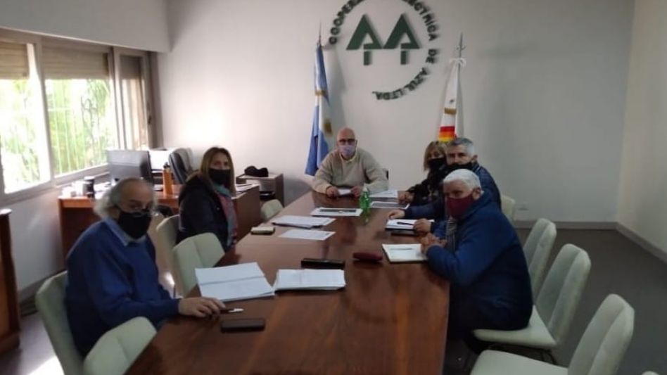 La Mesa Ejecutiva del Plenario mantuvo una reunión con el presidente de la CEAL, Ing. Mario Fossati.