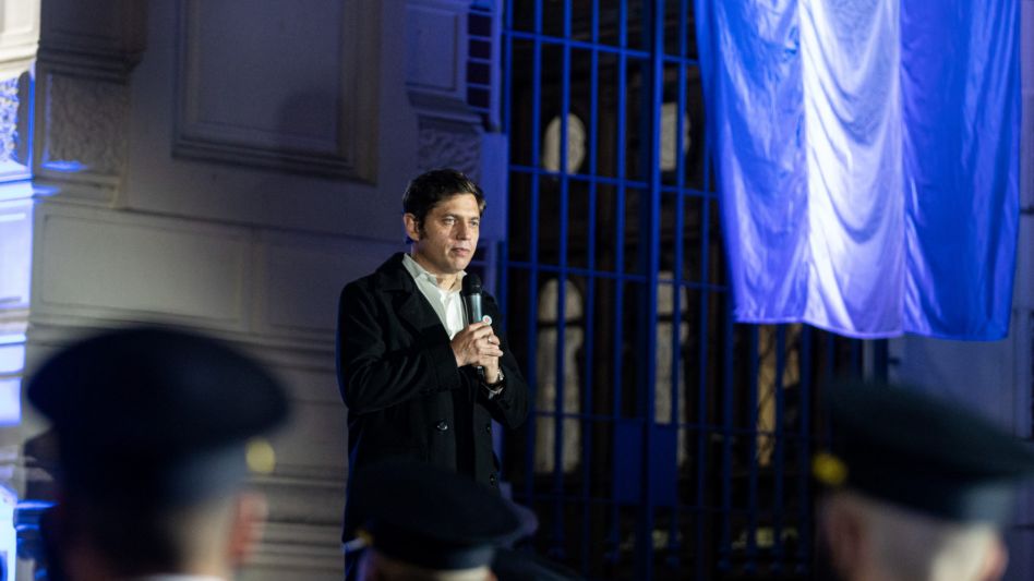 Kicillof encabezó acto por el 9 de Julio y habló del "renacimiento" de la Provincia tras la pandemia