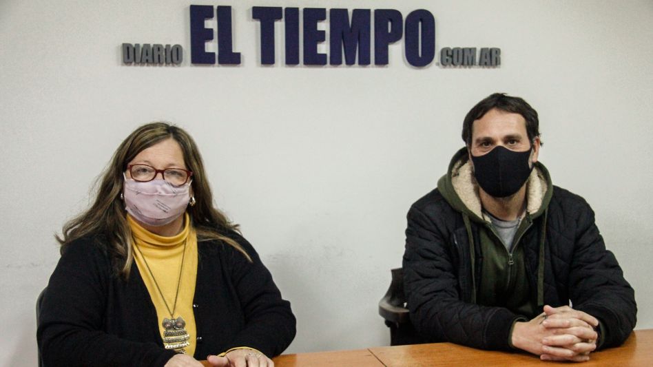 Gabriela Lambusta y Silvio Santillán ayer cuando visitaron la redacción de diario EL TIEMPO.    ANGIE DÍAZ JACQUOT