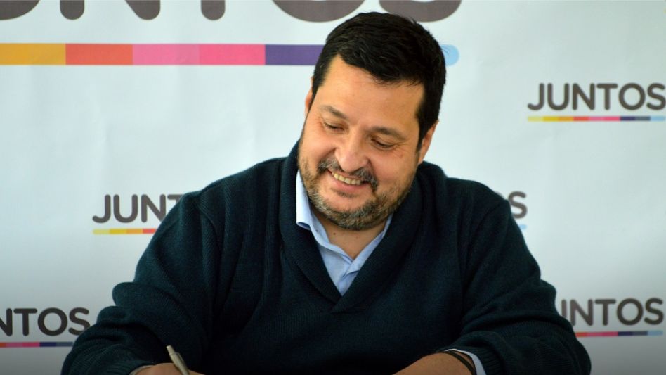 Alejandro Vieyra y Lucía Alaimo, precandidatos a concejal y consejera escolar por Juntos Azul  