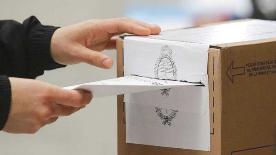  Se presentaron ayer cinco listas y habrá dos internas en Azul 