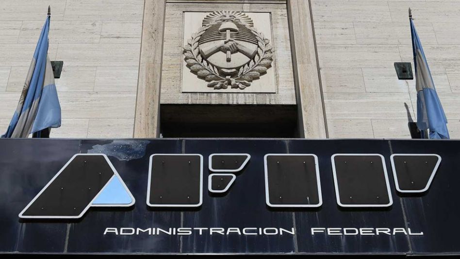 La AFIP estableció que las empresas incumplidoras reintegren el salario complementario